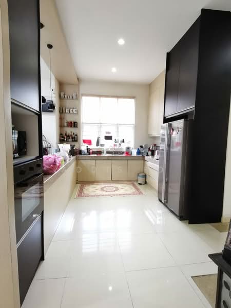 Rumah Banglo untuk Dijual di Bandar Mahkota Cheras (Cheras) - Addis Bo - Kitchen - PropertyGuru.com.my