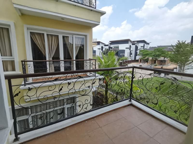 Rumah Banglo untuk Dijual di Bandar Mahkota Cheras (Cheras) - Addis Bo - Balcony - PropertyGuru.com.my