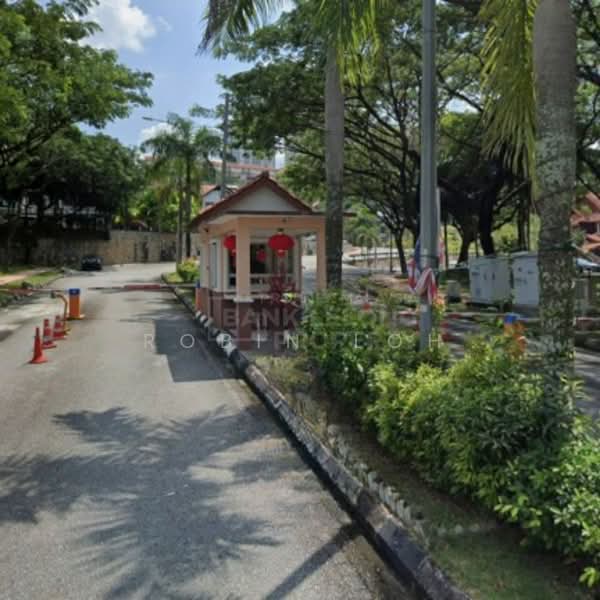 Rumah Teres untuk Dijual di Alam Damai (Cheras) - Robin Loh - Exterior - PropertyGuru.com.my