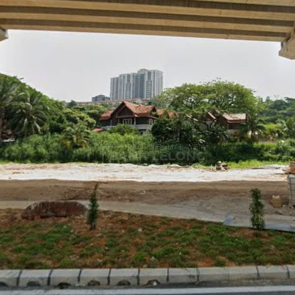 Rumah Teres untuk Dijual di Alam Damai (Cheras) - Robin Loh - Exterior - PropertyGuru.com.my