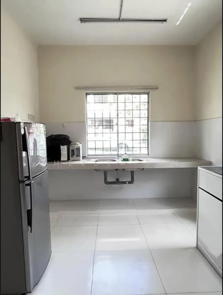 Semi-Detached House for Sale in SS 3, Taman Universiti (Petaling Jaya) - Chelsea Tan - Kitchen - PropertyGuru.com.my