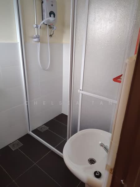 Semi-Detached House for Sale in SS 3, Taman Universiti (Petaling Jaya) - Chelsea Tan - Bathroom - PropertyGuru.com.my