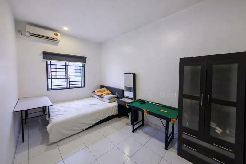 Rumah Teres 2 Tingkat untuk Dijual di Kota Masai (Pasir Gudang) - Ee Fong Toh - Bedroom - PropertyGuru.com.my