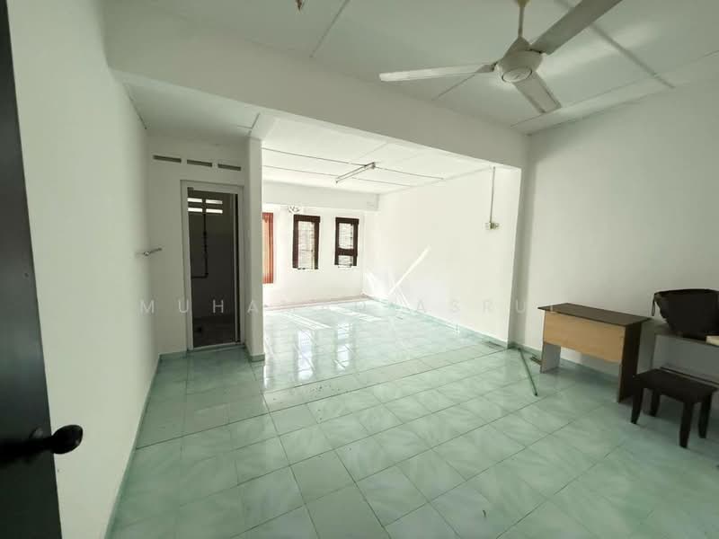 2-storey Terraced House for Sale in Taman Kota Masai (Pasir Gudang) - Muhamad Asrul - Interior - PropertyGuru.com.my