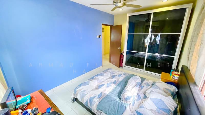 Pangsapuri untuk Dijual di Permata Heights - Ahmad Fikri Amer Hamzah - Bedroom - PropertyGuru.com.my