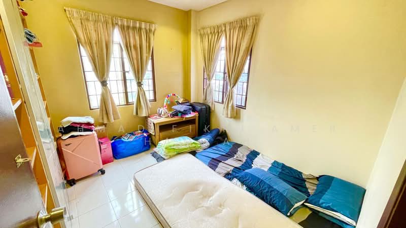 Pangsapuri untuk Dijual di Permata Heights - Ahmad Fikri Amer Hamzah - Bedroom - PropertyGuru.com.my