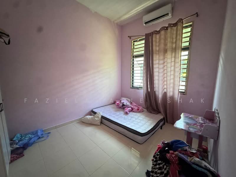 Rumah Teres 1 Tingkat untuk Dijual di Kuantan (Pahang) - Fazielawatie Ishak - Bedroom - PropertyGuru.com.my
