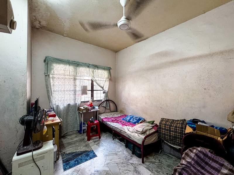 2-storey Terraced House for Sale in Taman Desaria (Petaling Jaya) - Izzah Alias - PropertyGuru.com.my