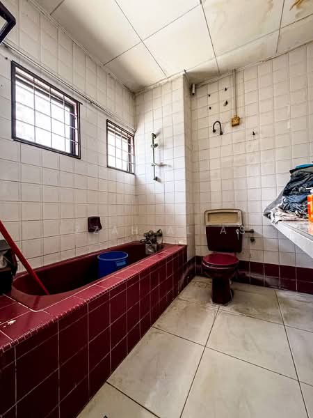 2-storey Terraced House for Sale in Taman Desaria (Petaling Jaya) - Izzah Alias - PropertyGuru.com.my