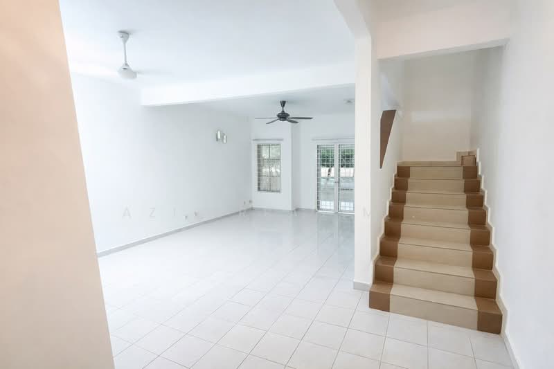 2-storey Terraced House for Sale in Presint 8 (Putrajaya) - Azizirrahim . - Living Room - PropertyGuru.com.my