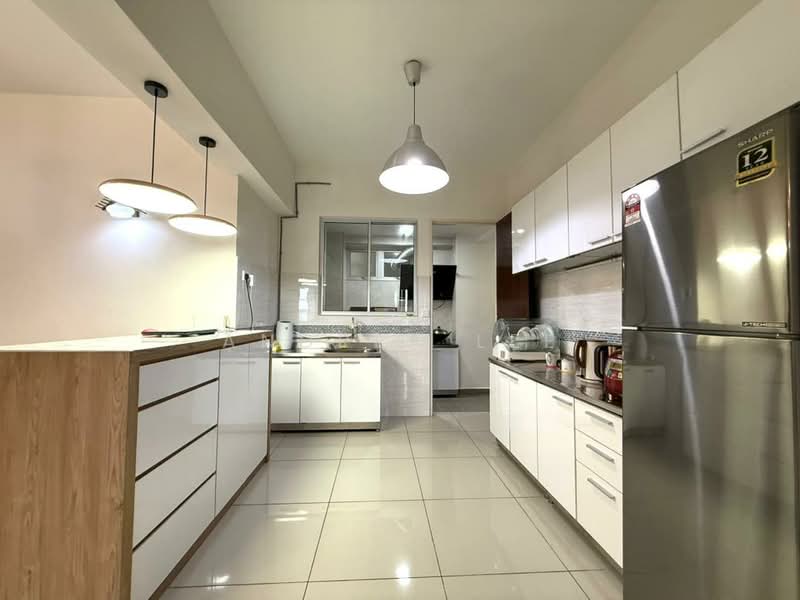 Kondominium untuk Dijual di Surin Condominium - Andrea Lee - Kitchen - PropertyGuru.com.my
