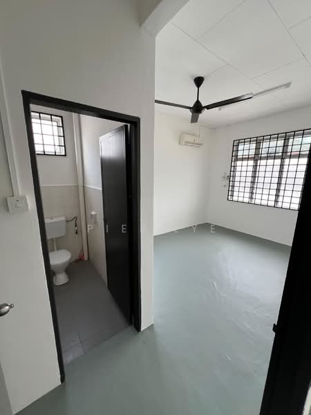 Rumah Teres 1 Tingkat untuk Dijual di Pekan Nanas (Johor) - Pier Lye - PropertyGuru.com.my