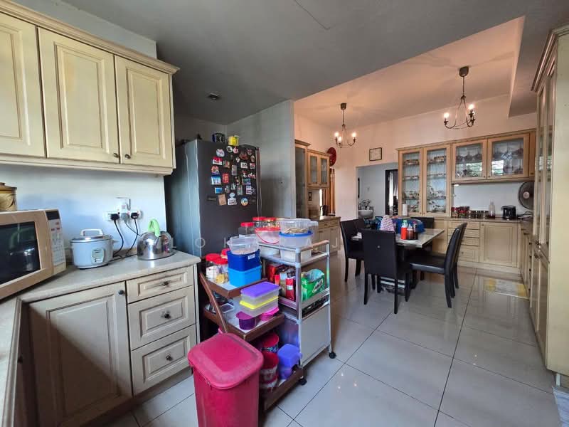 Bungalow for Sale in Taman Aman Perdana (Kapar) - Loharaj . - Kitchen - PropertyGuru.com.my