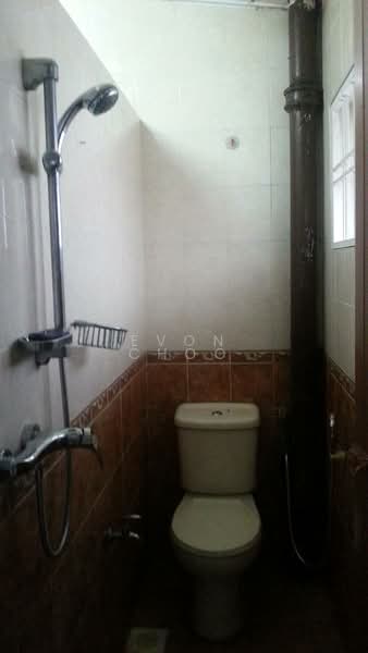 2-storey Terraced House for Rent in Kampung Kasipillay (Kuala Lumpur) - Evon Choo - Bathroom - PropertyGuru.com.my