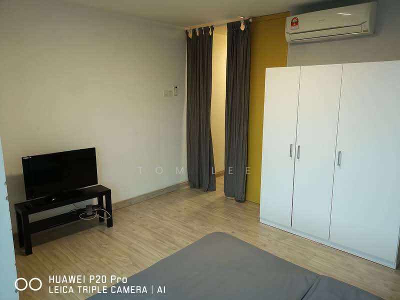 Servis Apartment untuk Disewa di SOHO @ Empire City - Tom Lee - Bedroom - PropertyGuru.com.my