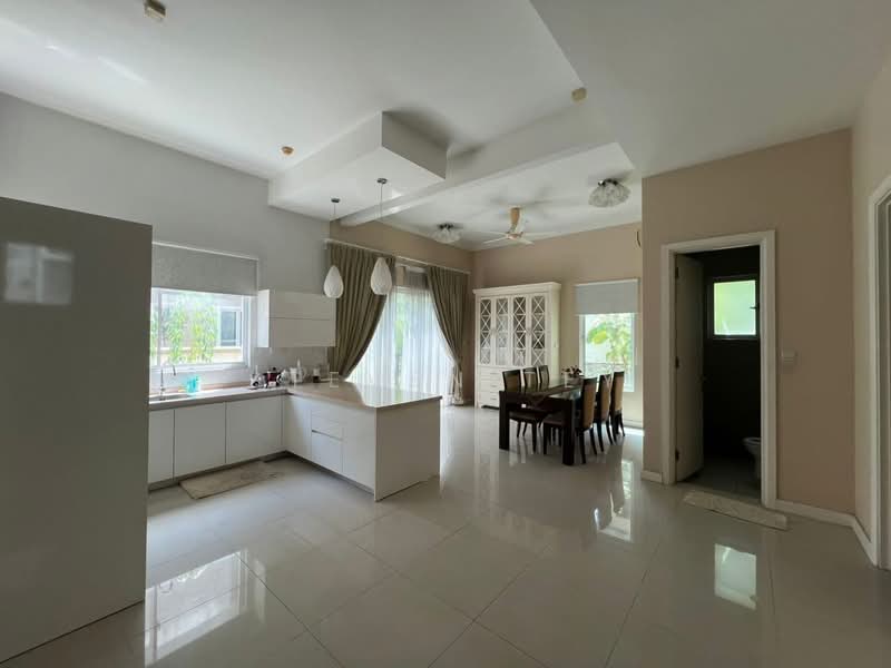 Bungalow for Sale in Setia Eco Park (Setia Alam) - Steven Tey - Kitchen - PropertyGuru.com.my