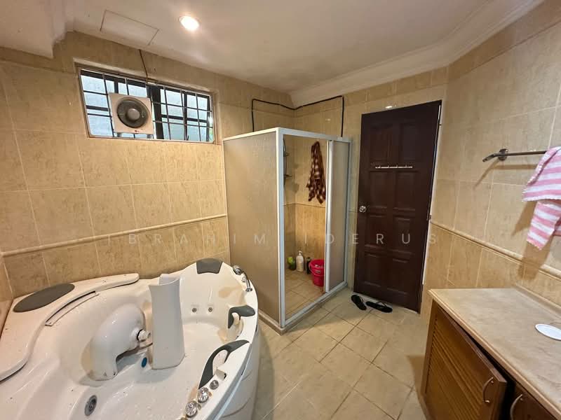 Bungalow for Sale in Gombak (Kuala Lumpur) - Ibrahim Iderus - Bathroom - PropertyGuru.com.my