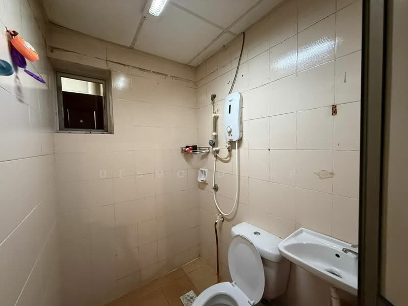 Pangsapuri untuk Dijual di Prima Regency - Desmond Yap - Bathroom - PropertyGuru.com.my