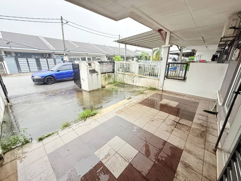 Terraced House for Sale in Bandar Putera 2 (Klang) - Azmi . - Exterior - PropertyGuru.com.my