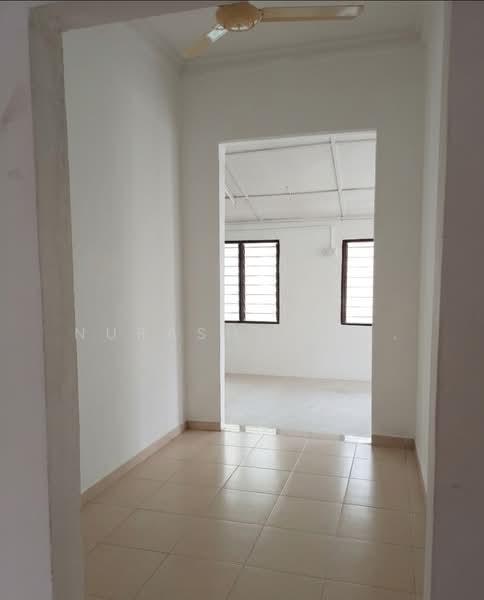 Semi-Detached House for Sale in Bandar Baru Salak Tinggi (Sepang) - Nurashekin . - Interior - PropertyGuru.com.my