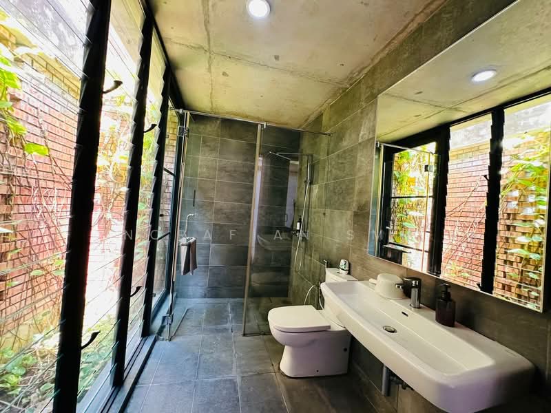 Rumah Banglo untuk Dijual di Port Dickson (Negeri Sembilan) - Norafian SMH - Bathroom - PropertyGuru.com.my