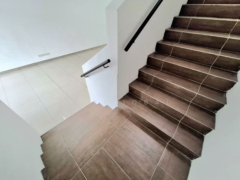2-storey Terraced House for Sale in Bandar Mahkota (Banting) - Aliff Iqbal - PropertyGuru.com.my