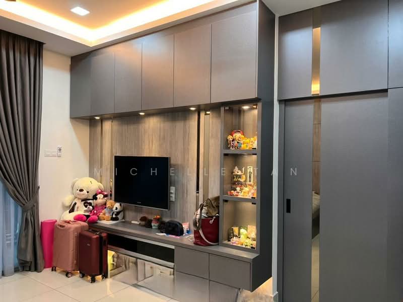 Rumah Berkembar untuk Dijual di Bandar Bestari (Klang) - Michelle Tan - Living Room - PropertyGuru.com.my