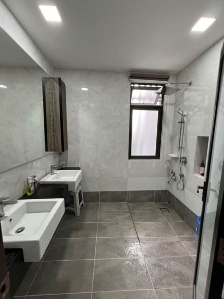 Rumah Berkembar untuk Dijual di Bandar Bestari (Klang) - Michelle Tan - Bathroom - PropertyGuru.com.my