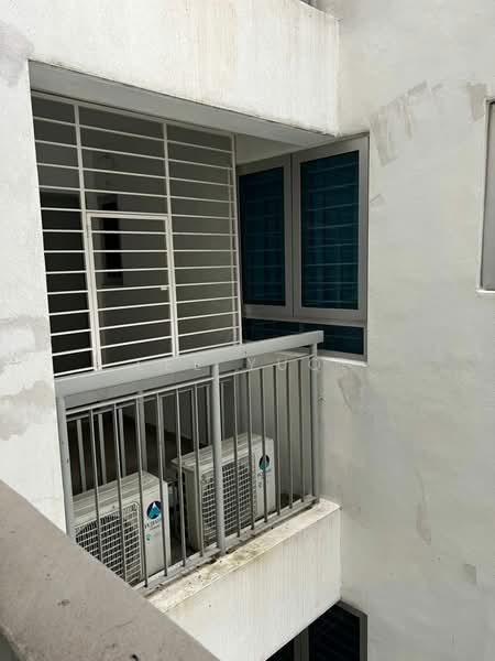 Apartment for Rent at Putra 1 - Lee Yuqi - Balcony - PropertyGuru.com.my