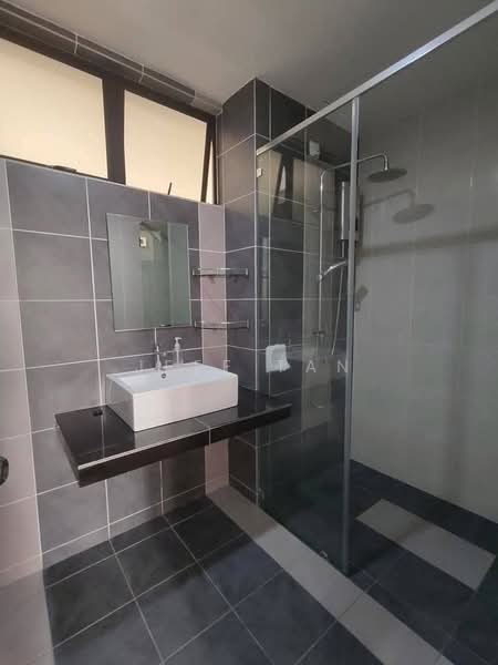 Condominium for Sale at Upper East @ Tiger Lane - Jeff Tan - Bathroom - PropertyGuru.com.my