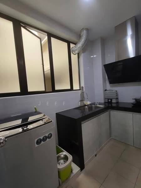 Condominium for Sale at Upper East @ Tiger Lane - Jeff Tan - Kitchen - PropertyGuru.com.my