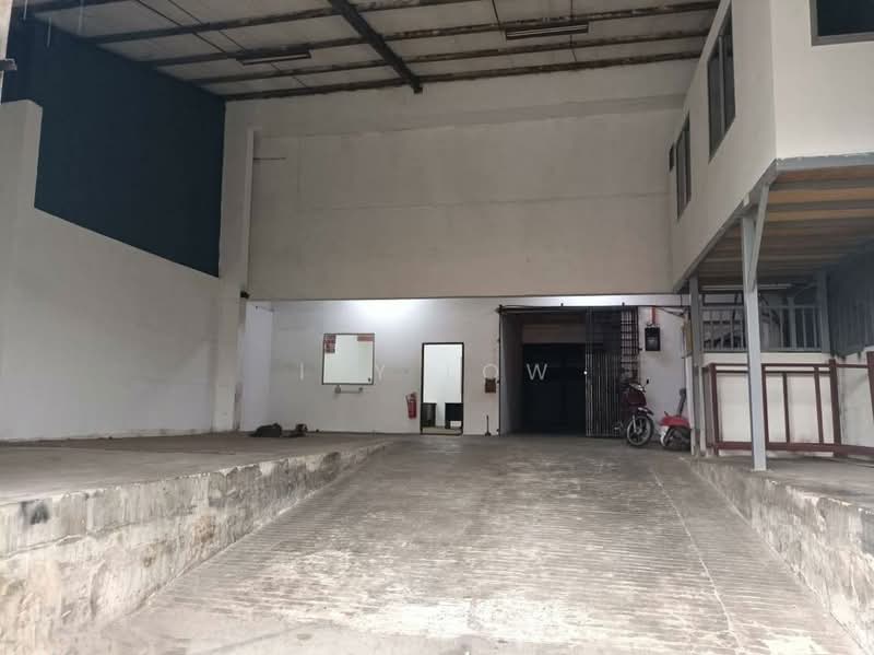 Semi-D Factory for Rent in Taman Desa Jaya (Johor Bahru) - Ivy Low - Interior - PropertyGuru.com.my