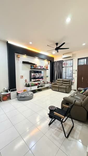 1-storey Terraced House for Sale in Kangkar Pulai (Skudai) - Ee Fong Toh - Living Room - PropertyGuru.com.my