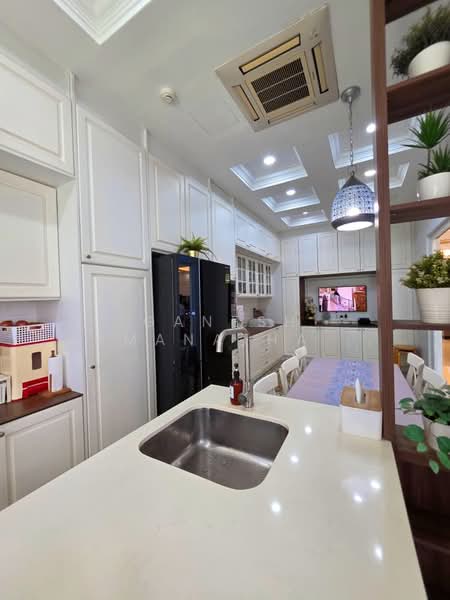 Rumah Berkembar untuk Disewa di Bandar Damansara Perdana (Damansara Perdana) - Ganesh Ramanathan (Ganesha) - Kitchen - PropertyGuru.com.my