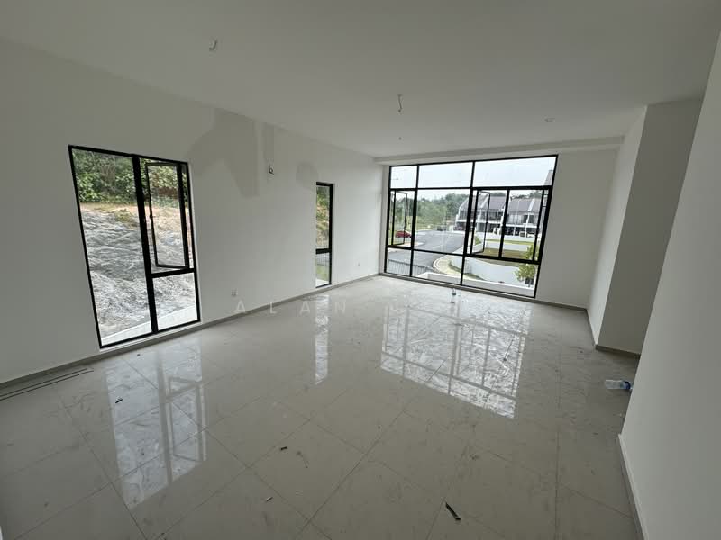 Rumah Banglo untuk Dijual di Kajang (Selangor) - Alan Lai - Living Room - PropertyGuru.com.my