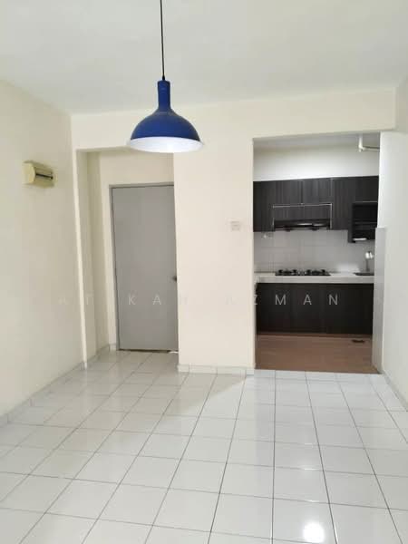 Pangsapuri untuk Dijual di Puri Pesona Apartment - Atikah Azman - Living Room - PropertyGuru.com.my