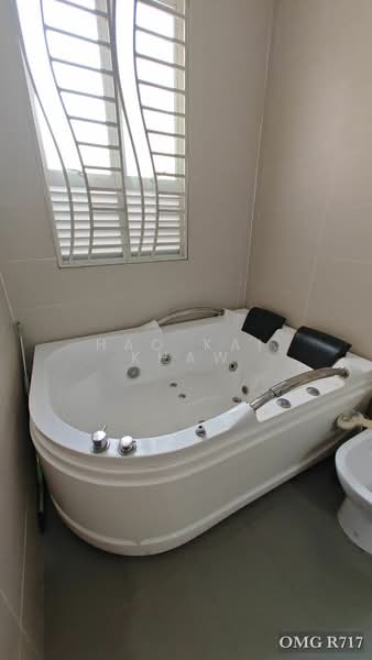 Rumah Teres 3 Tingkat untuk Dijual di Setia Alam ( Anjung Sari) (Setia Alam) - Hao Kai Khaw - Bathroom - PropertyGuru.com.my