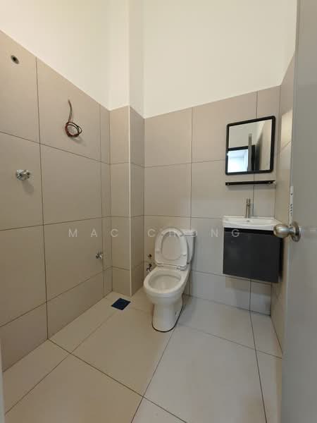 Rumah Teres 2 Tingkat untuk Dijual di Bandar Sungai Long (Selangor) - Mac Chong - Bathroom - PropertyGuru.com.my