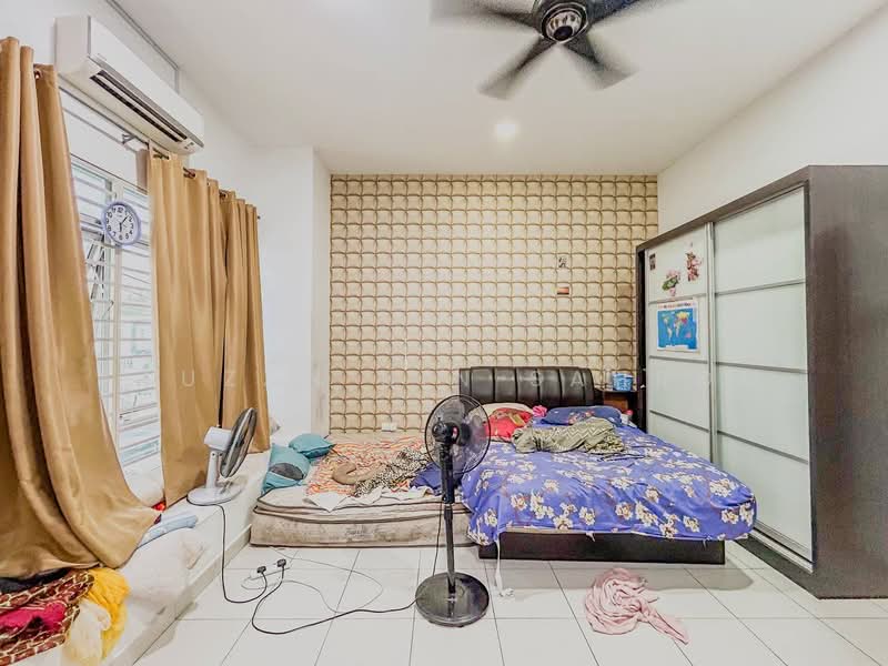 2-storey Terraced House for Sale in Bandar Puncak Alam (Puncak Alam) - Fauzan bin Sahrom - Bedroom - PropertyGuru.com.my