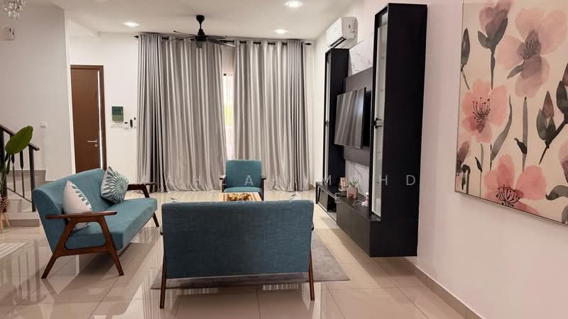 Rumah Teres 2 Tingkat untuk Disewa di Setia Safiro (Cyberjaya) - Mahzah Mohd Rapiee - Living Room - PropertyGuru.com.my