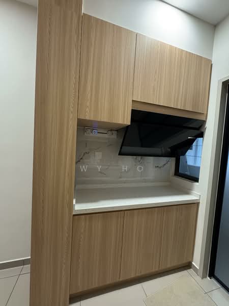 Service Residence for Sale at D'Quince Residences - WY Ho - Kitchen - PropertyGuru.com.my