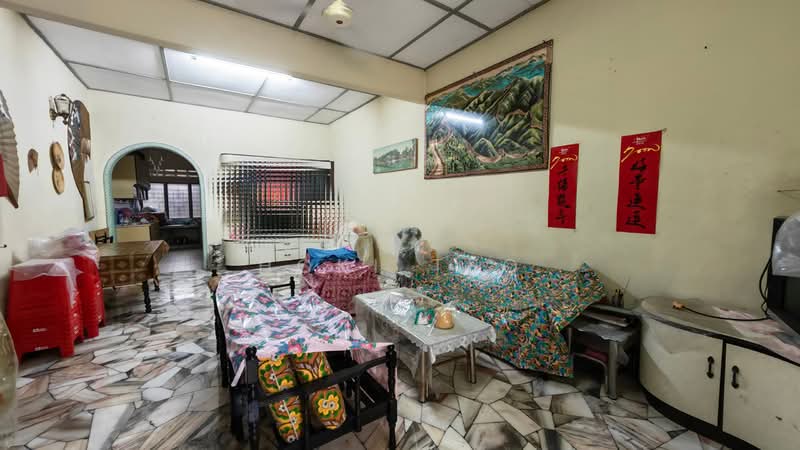 Semi-Detached House for Sale in Taman Rengit (Rengit) - Hoki Teo - Living Room - PropertyGuru.com.my