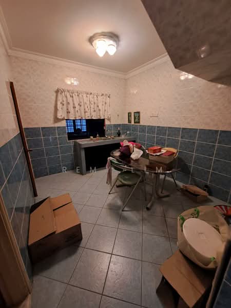 Rumah Teres 2 Tingkat untuk Disewa di Taman Mega Jaya (Ampang) - Remy Lim - Kitchen - PropertyGuru.com.my