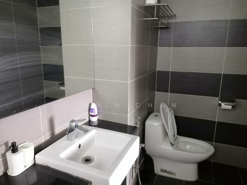 Condominium for Sale at KSL D'Esplanade Residence - Ke Xin Chan - Bathroom - PropertyGuru.com.my