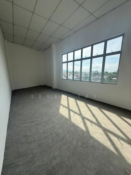 Shop / Office for Rent in Senai (Johor) - Seven Tay - Interior - PropertyGuru.com.my