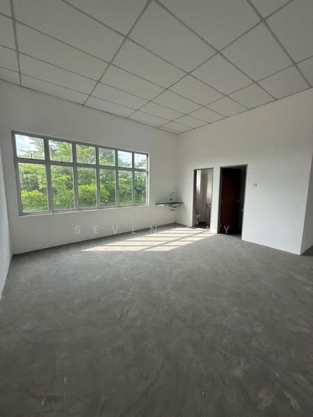 Shop / Office for Rent in Senai (Johor) - Seven Tay - Interior - PropertyGuru.com.my
