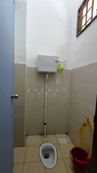 Shop for Rent in Johor Bahru (Johor) - Brendy Hoo - Bathroom - PropertyGuru.com.my