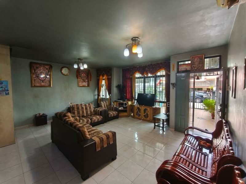 Rumah Teres 2.5 Tingkat untuk Dijual di Perling (Johor) - Melinda Ee - Living Room - PropertyGuru.com.my