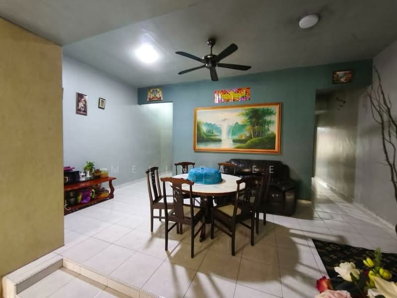 Rumah Teres 2.5 Tingkat untuk Dijual di Perling (Johor) - Melinda Ee - Living Room - PropertyGuru.com.my