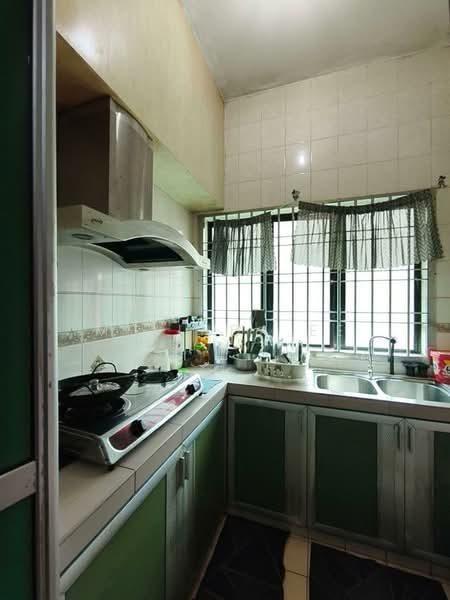 Rumah Teres 2.5 Tingkat untuk Dijual di Perling (Johor) - Melinda Ee - Kitchen - PropertyGuru.com.my